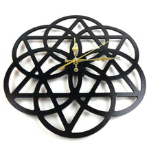 Charger l&#39;image dans la galerie, Horloge Murale silencieuse symbole fleur de vie  décoration géométrie sacrée bois
